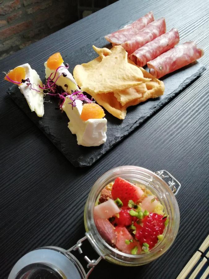 Zucchero Sui Baffi- Food Lovers B&B Mantova Luaran gambar