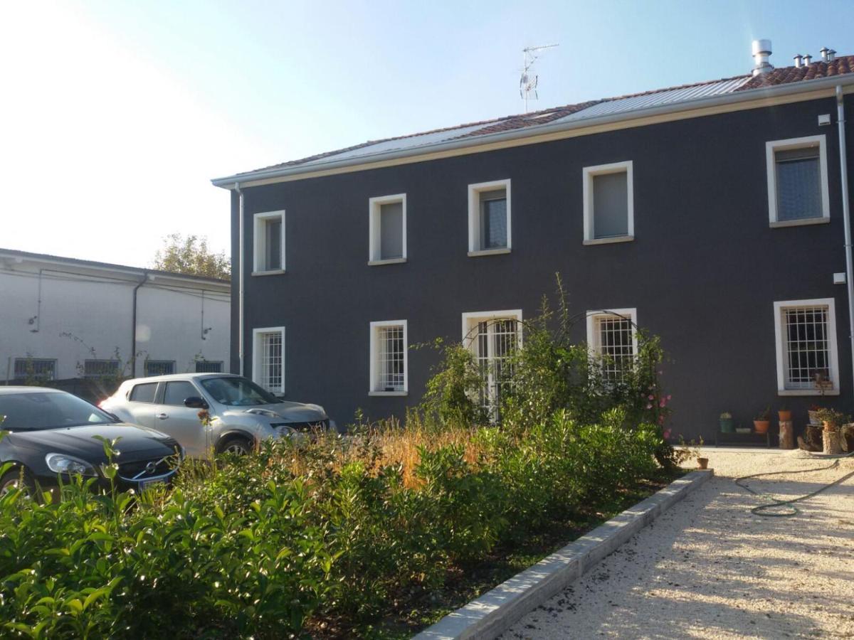 Zucchero Sui Baffi- Food Lovers B&B Mantova Luaran gambar