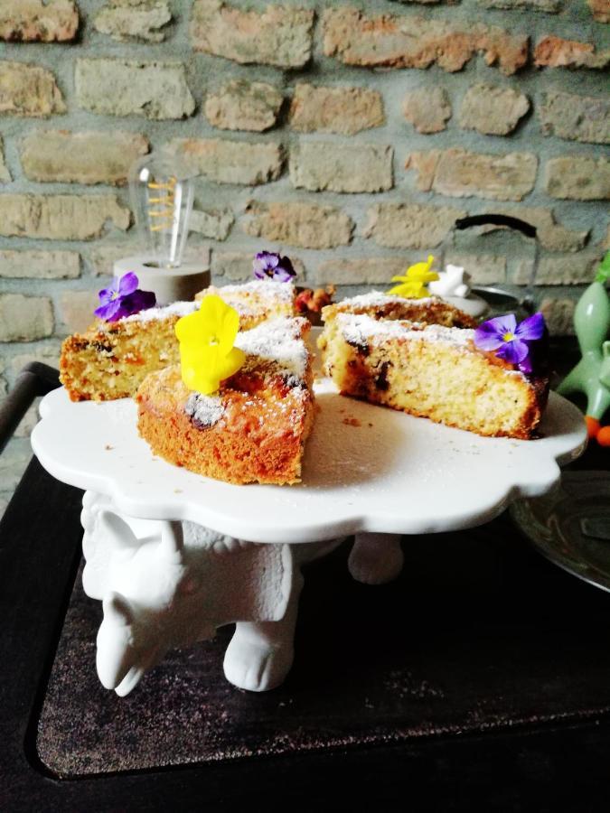 Zucchero Sui Baffi- Food Lovers B&B Mantova Luaran gambar